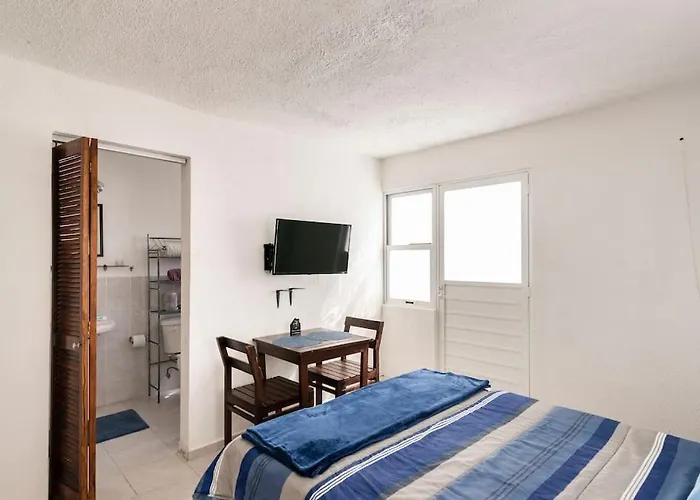 Micro Studio Perfect For Backpackers, Couples, 3 Min Drive To Playa El Nino